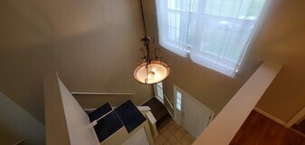 1522 Meadowsedge Ln in Carpentersville, IL - Building Photo