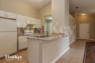 8006 Grand Pines Blvd in Lakeland, FL - Building Photo - Building Photo