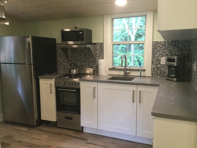 property at 124 19th Ave S