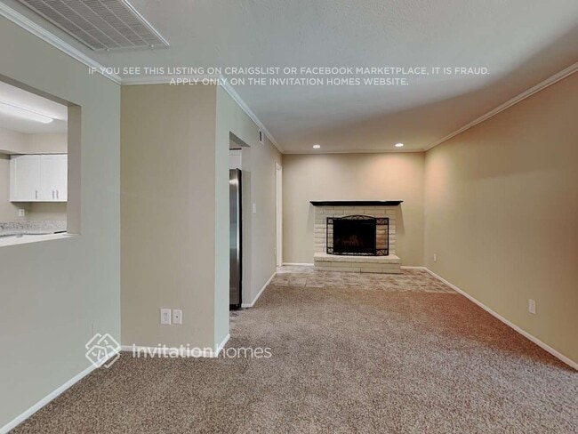 17449 N 8th Ave in Phoenix, AZ - Building Photo - Building Photo