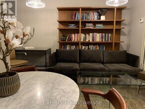 3091 Dufferin St in Toronto, ON - Building Photo - Building Photo