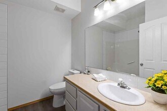 7 Crystal Ridge Cove in Strathmore, AB - Building Photo - Building Photo