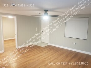 311 58th Ave E in Bradenton, FL - Building Photo - Building Photo