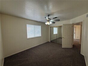 3932 Lindsey Ave in Kingman, AZ - Building Photo - Building Photo
