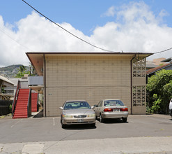 2914 Kaimuki Ave in Honolulu, HI - Building Photo - Building Photo