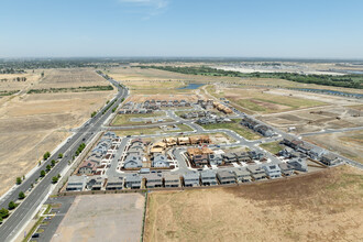 Coronado at Delta Shores in Sacramento, CA - Building Photo - Building Photo