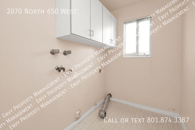 2070 N 650 W in Layton, UT - Building Photo - Building Photo