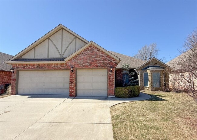 14009 Canterbury Dr in Edmond, OK - Building Photo - Building Photo