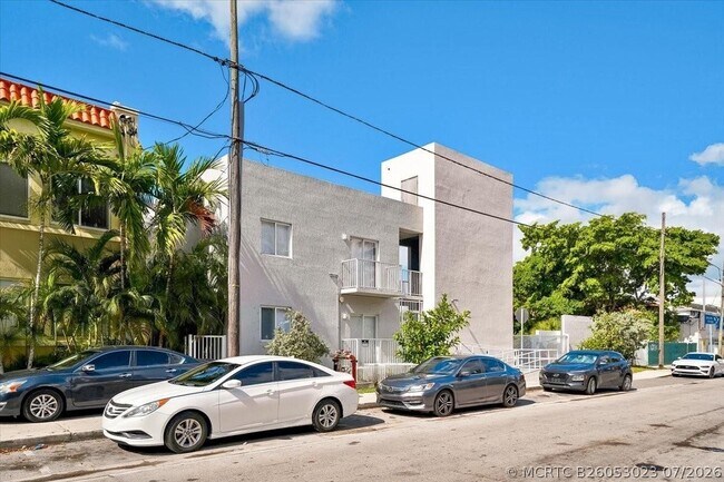 property at 750 SW 2nd St