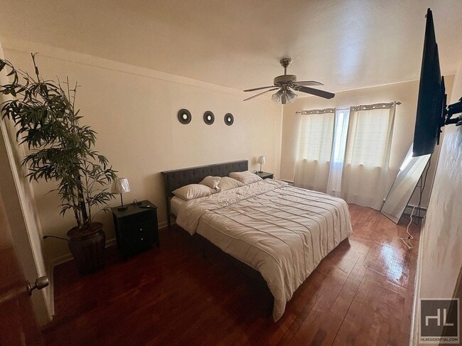 METCALF AVENUE, BRONX, Unit 3 in Bronx, NY - Building Photo - Building Photo