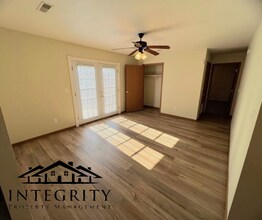 22660 Hanley Ln in St. Robert, MO - Building Photo - Building Photo