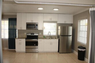 5206 Seminole Ave in Winter Park, FL - Building Photo - Building Photo