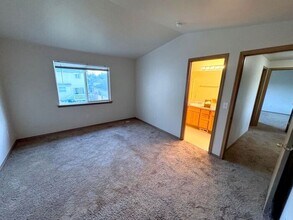 6620 131st St E in Puyallup, WA - Building Photo - Building Photo