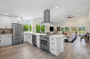 6854 Touchstone Cir in West Palm Beach, FL - Building Photo