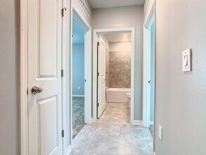 1033 Holden Wy in Eagle Lake, FL - Building Photo - Building Photo