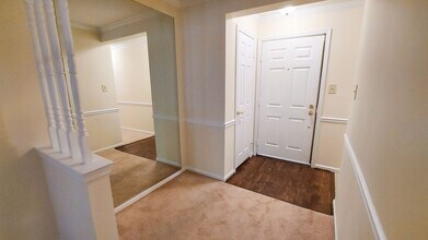 10712 Kings Riding Way in Rockville, MD - Building Photo - Building Photo