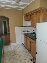309 E Locust St in Bloomington, IL - Building Photo - Building Photo
