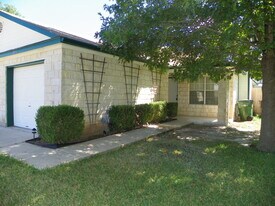 509.511 Texas Ave in Round Rock, TX - Building Photo