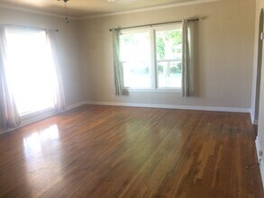 334 S San Lorenzo Ave in King City, CA - Building Photo - Building Photo