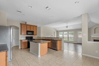 8514 Sweetstone Field Ct in Cypress, TX - Building Photo - Building Photo