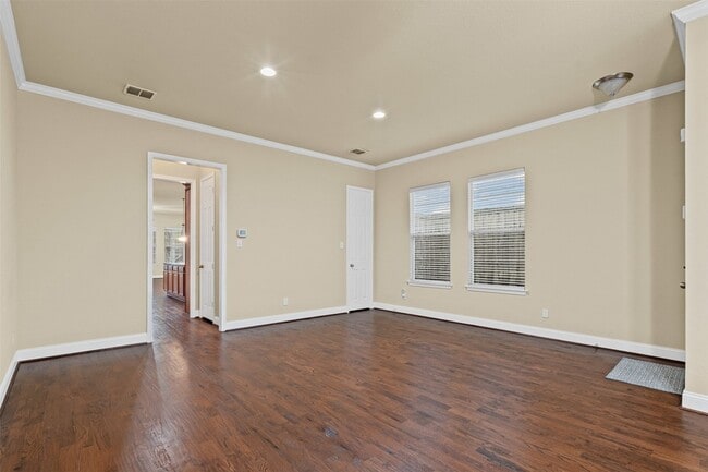 1209 N Bishop Ave in Dallas, TX - Building Photo - Building Photo