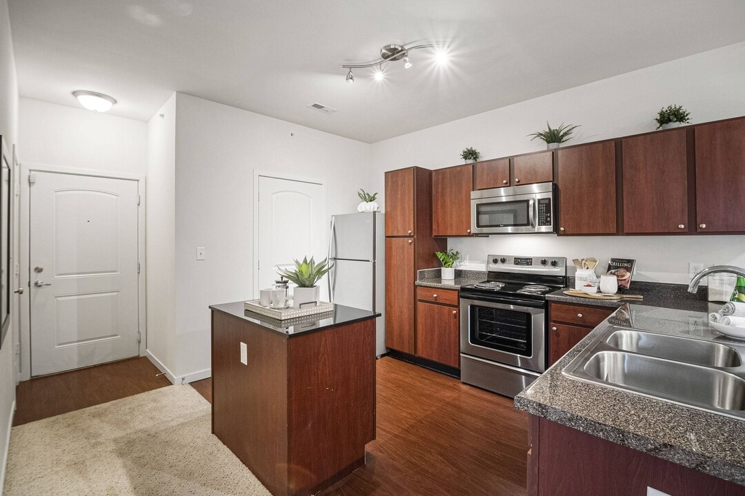 Aventura at Richmond in St. Peters, MO - Building Photo