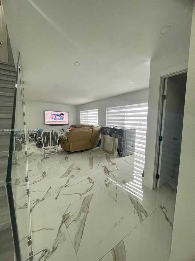 15465 SW 86th Terrace in Miami, FL - Building Photo - Building Photo