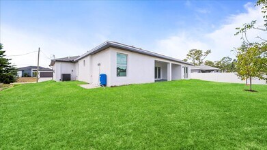 2321 NW 30th Terrace in Cape Coral, FL - Building Photo - Building Photo