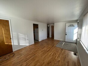1941 S Dahlia St in Denver, CO - Building Photo - Building Photo