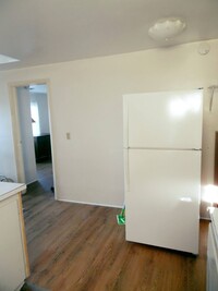 33 College St, Unit B photo'