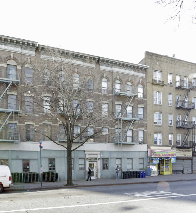 1306 Boston Rd in Bronx, NY - Building Photo - Building Photo