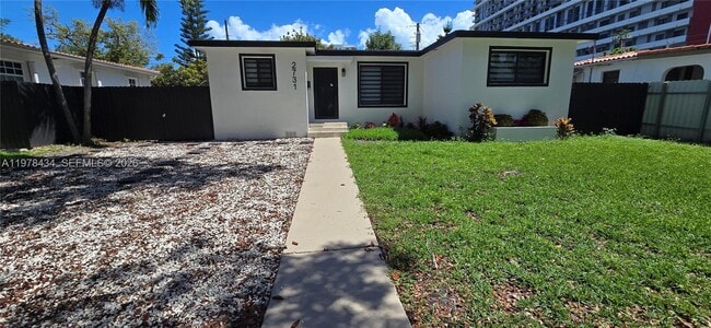 2731 SW 29th Ave in Miami, FL - Building Photo - Building Photo