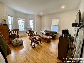 39 Goldsmith St, Unit 1 in Boston, MA - Building Photo - Building Photo