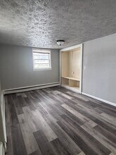 108 11th Ave SE in Minot, ND - Building Photo - Building Photo