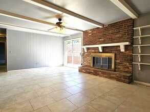3826 NW 64th St in Oklahoma City, OK - Building Photo - Building Photo