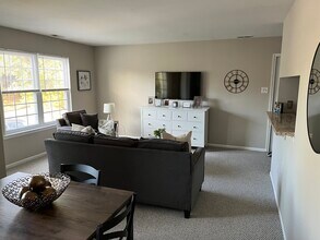 1604 Diamond Drive, Unit Diamond Drive in Newtown, PA - Foto de edificio - Building Photo