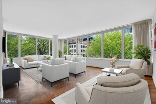 1111 23rd St NW in Washington, DC - Building Photo