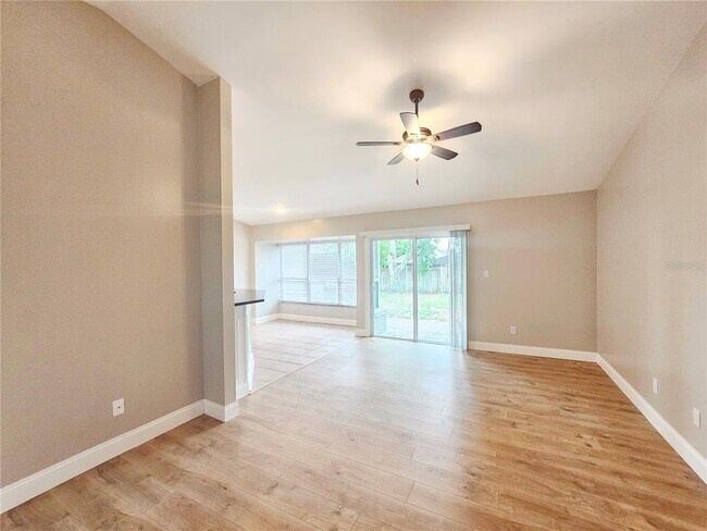 8935 Esguerra Ln in Orlando, FL - Building Photo - Building Photo