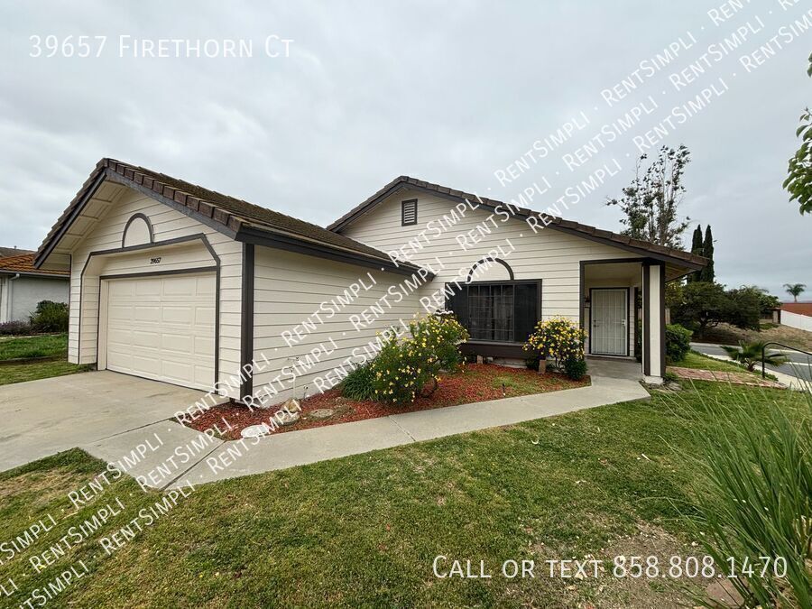 39657 Firethorn Ct in Murrieta, CA - Building Photo