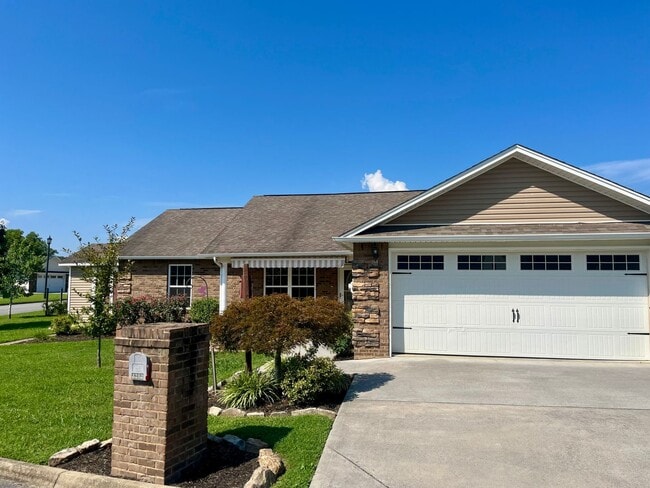 property at 1243 Avery Ln
