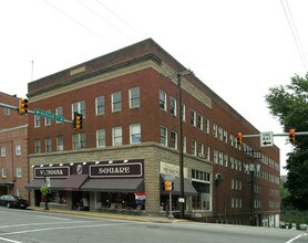Victoria Square in Waynesburg, PA - Building Photo - Building Photo