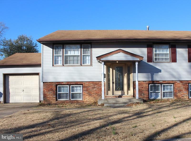 317 Overbrook Ave in Glassboro, NJ - Building Photo