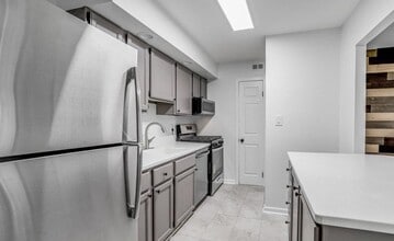 12311 Braxfield Ct in Rockville, MD - Building Photo - Building Photo