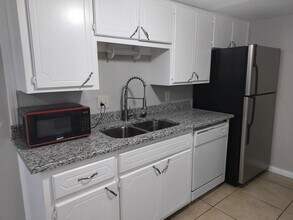 401 12th Ave SE in Norman, OK - Foto de edificio - Building Photo