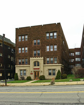 Cedar Fairmount in Cleveland Heights, OH - Building Photo