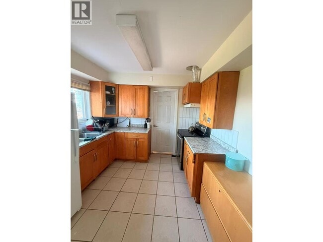 property at 4722 Ridgelawn Dr