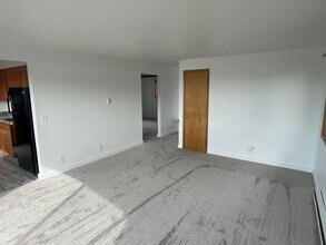 1371 SE 9th Ave in Oak Harbor, WA - Building Photo - Building Photo