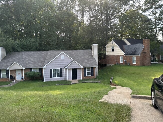 property at 5091 Farm Valley Dr NE