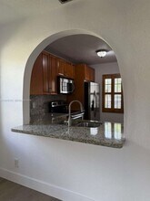 17298 NW 60th Ct in Hialeah, FL - Building Photo - Building Photo