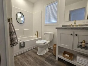 4650 E Lake Mead Blvd in Las Vegas, NV - Building Photo - Building Photo